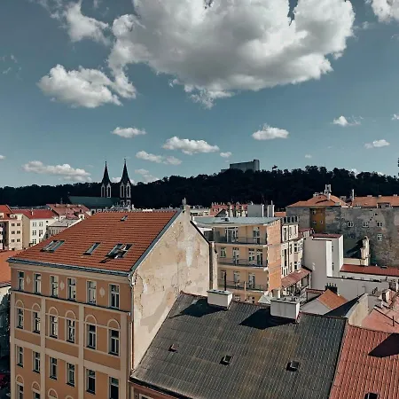 아파트 Penthouse With Terrace 프라하